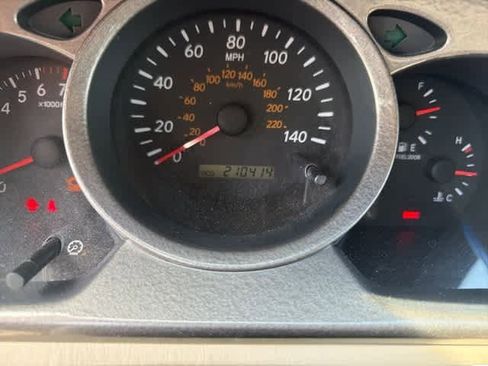 Used 2003 Toyota Highlander 2WD V6 image 12