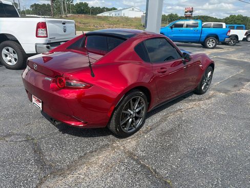 Used 2018 MAZDA MX-5 Miata RF Grand Touring RWD image 8