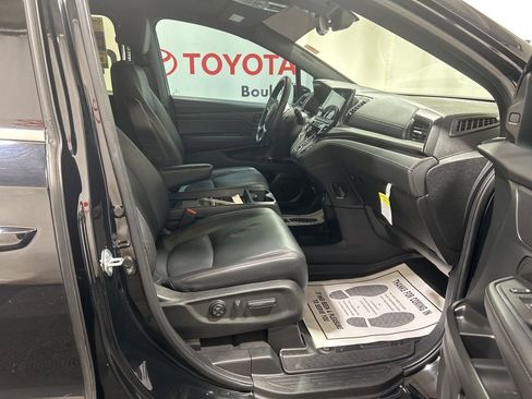 Used 2024 Honda Odyssey Sport image 13