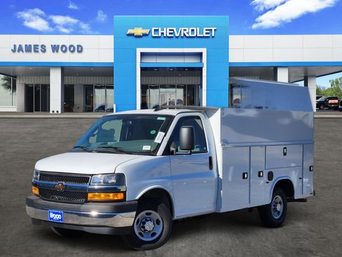 New 2025 Chevrolet Express 3500 3500 Van 139 w/ Power Convenience Package image 1
