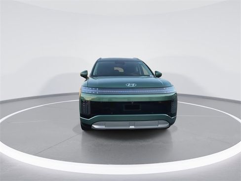 New 2026 Hyundai Ioniq 9 SEL image 3