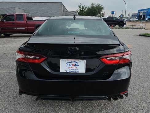 Used 2023 Toyota Camry SE AWD/4WD image 6