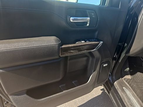 Used 2019 Chevrolet Silverado 1500 RST w/ All-Star Edition AWD/4WD image 8