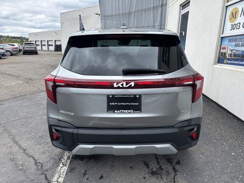 Certified 2024 Kia Seltos LX AWD/4WD image 4