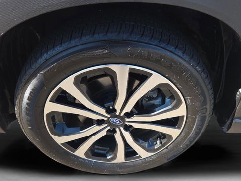 Used 2019 Subaru Forester Limited w/ Popular Package #3 image 38