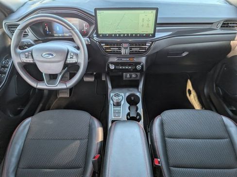 Used 2025 Ford Escape ST-Line w/ Tech Pack #1 FWD image 5