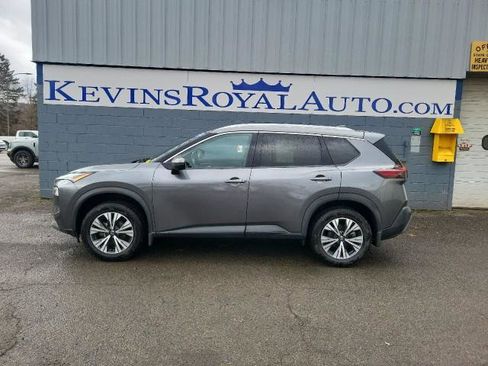 Used 2021 Nissan Rogue SV w/ Premium Package image 1