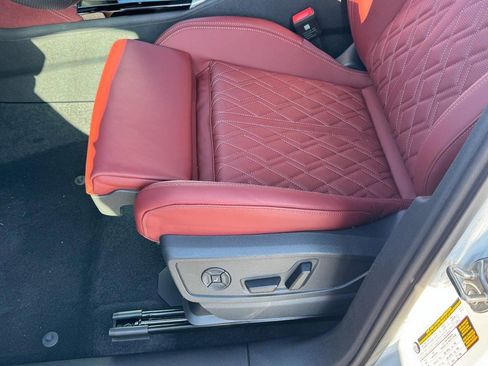 New 2025 Audi SQ5 Premium Plus image 18