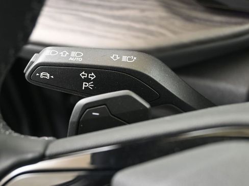 Certified 2025 Audi Q5 Premium w/ Convenience Package image 28