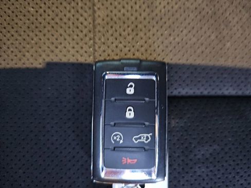 Certified 2022 Jeep Grand Cherokee Altitude image 35