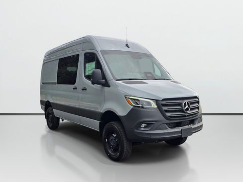 New 2026 Mercedes-Benz Sprinter 2500 image 7