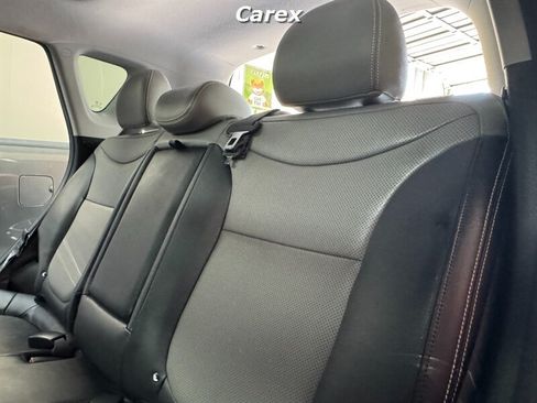 Used 2016 Kia Soul + w/ Primo Package FWD image 23