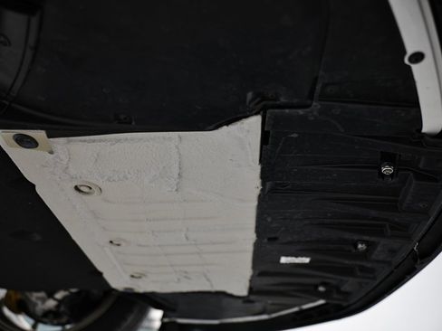 Certified 2018 Porsche 911 GT2 RS image 14