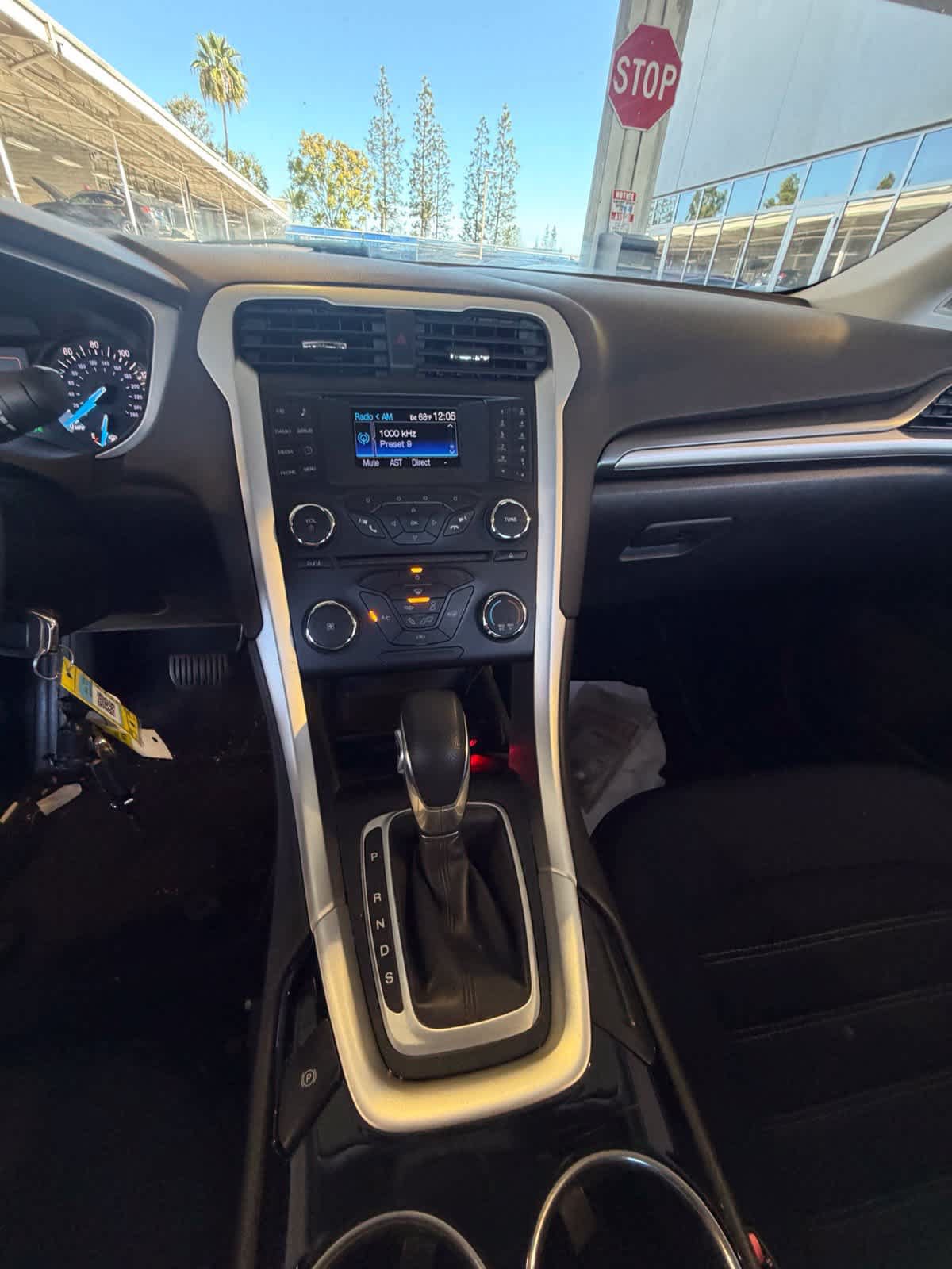 Used 2013 Ford Fusion SE FWD image 22