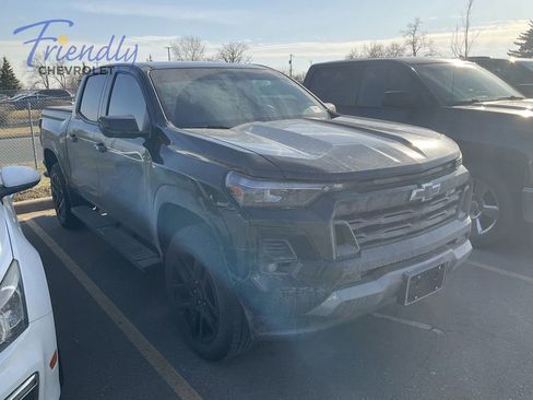 Certified 2025 Chevrolet Colorado Z71 w/ Technology Package AWD/4WD image 2