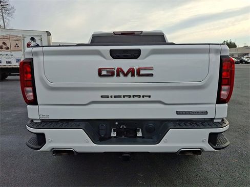 Used 2022 GMC Sierra 1500 Elevation w/ Driver Alert Package I image 8