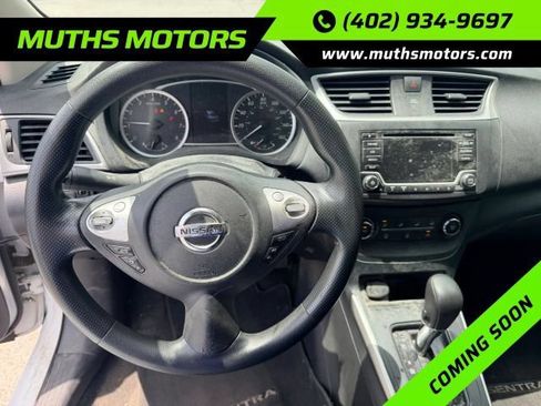Used 2018 Nissan Sentra S w/ Appearance Package FWD image 3