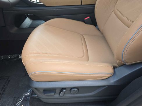 New 2026 INFINITI QX80 Luxe image 16