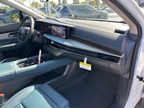 New 2026 Nissan Murano Platinum w/ Cargo Package AWD/4WD image 46