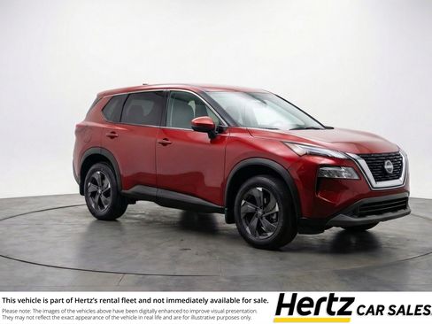 Used 2025 Nissan Rogue SV AWD/4WD image 1