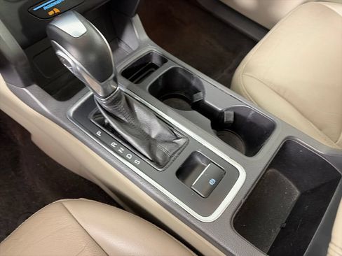 Used 2018 Ford Escape SEL AWD/4WD image 22