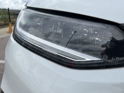 Used 2023 Honda HR-V EX-L image 11