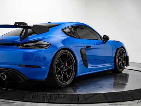 Used 2024 Porsche 718 Cayman GT4 RS image 16