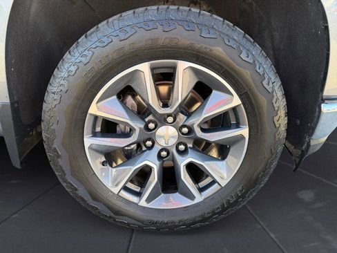 Used 2021 Chevrolet Silverado 1500 LT w/ Texas Edition Plus image 38