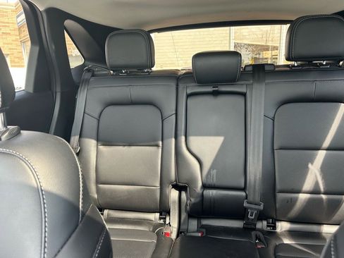 Used 2022 Ford Escape Titanium w/ Class II Trailer Tow Package image 30