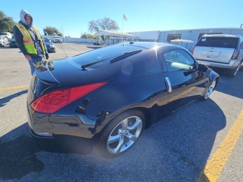 Used 2008 Nissan 350Z Touring w/ Aerodynamics Pkg image 3
