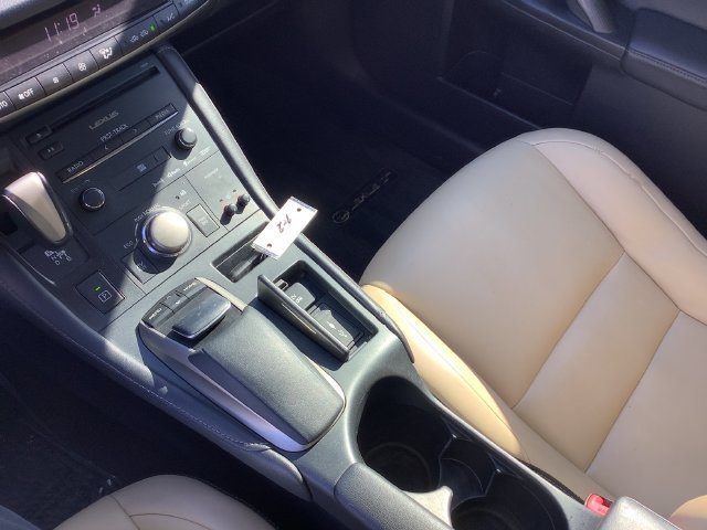 Used 2014 Lexus CT 200h FWD image 18