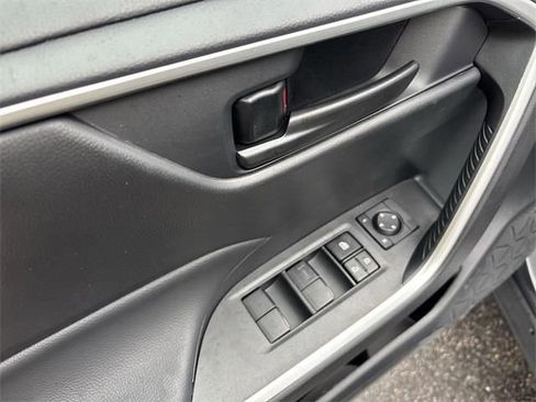 Used 2025 Toyota RAV4 LE image 14