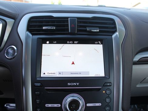 Used 2017 Ford Fusion Platinum FWD image 28
