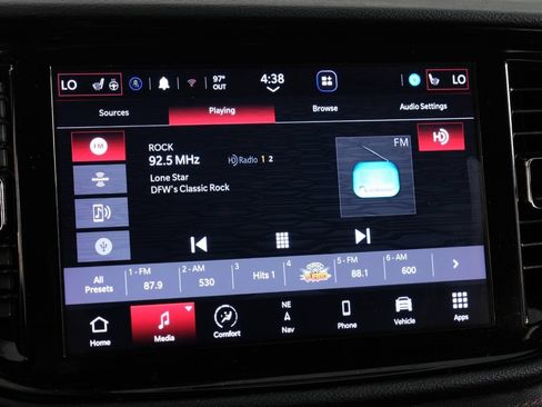 Used 2021 Dodge Durango R/T w/ Blacktop Package RWD image 30