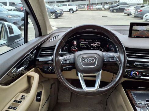 Used 2017 Audi Q7 3.0T Prestige AWD/4WD image 13