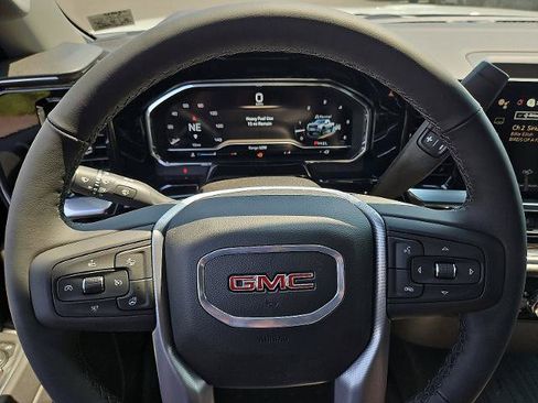 New 2025 GMC Sierra 2500 SLE image 17