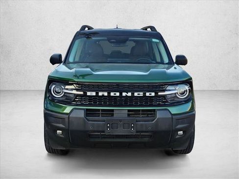 Certified 2025 Ford Bronco Sport Outer Banks w/ Outer Banks Tech Package+ AWD/4WD image 2