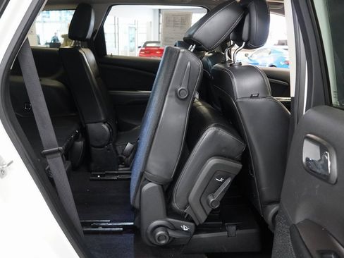 Used 2020 Dodge Journey Crossroad image 29