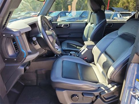 Used 2024 Ford Bronco Black Diamond w/ Sasquatch Package image 19