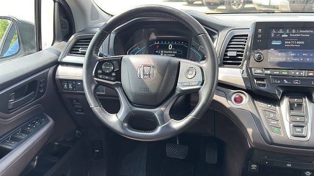 Used 2018 Honda Odyssey Touring image 25