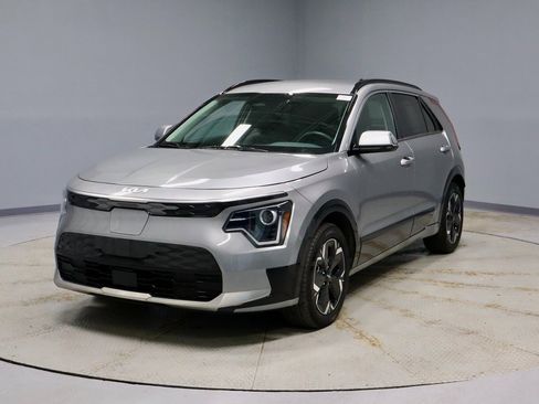 Used 2023 Kia Niro Wind w/ Wind Preserve Package image 7