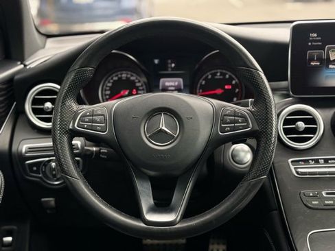 Used 2018 Mercedes-Benz GLC 300 4MATIC image 28