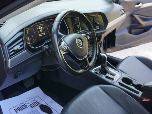 Used 2019 Volkswagen Jetta SE FWD image 14