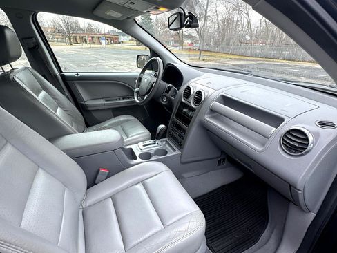 Used 2006 Ford Freestyle SEL image 28