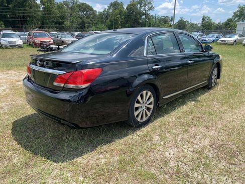Used 2011 Toyota Avalon Limited FWD image 7