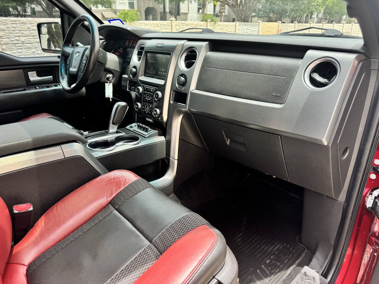Used 2014 Ford F150 Raptor w/ Equipment Group 801A Luxury AWD/4WD image 19