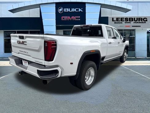 Used 2025 GMC Sierra 3500 Denali w/ Denali Reserve Package AWD/4WD image 8