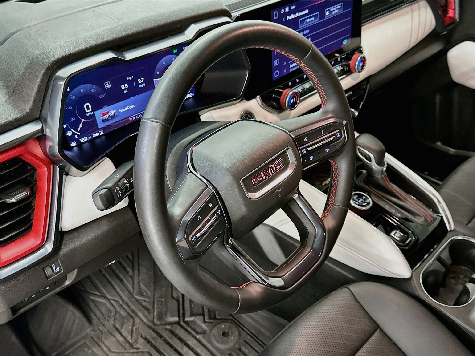 Used 2024 GMC Canyon AT4X AWD/4WD image 18