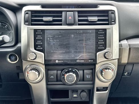 Used 2022 Toyota 4Runner SR5 Premium image 15