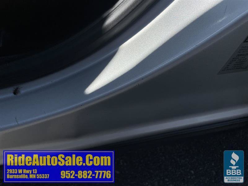Used 2011 Chevrolet Equinox LT w/ Driver Convenience Package FWD image 37
